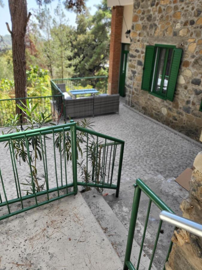 Villa Theplatres.Nest Exterior foto